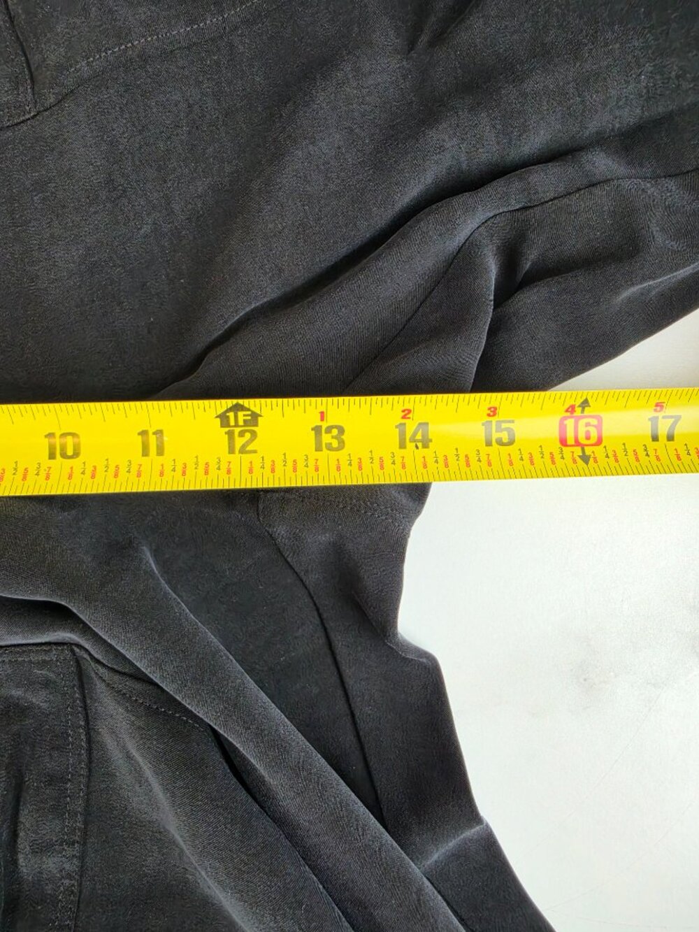 INTERMIX Black Belted Pant - size 2 - Picture 8 of 9